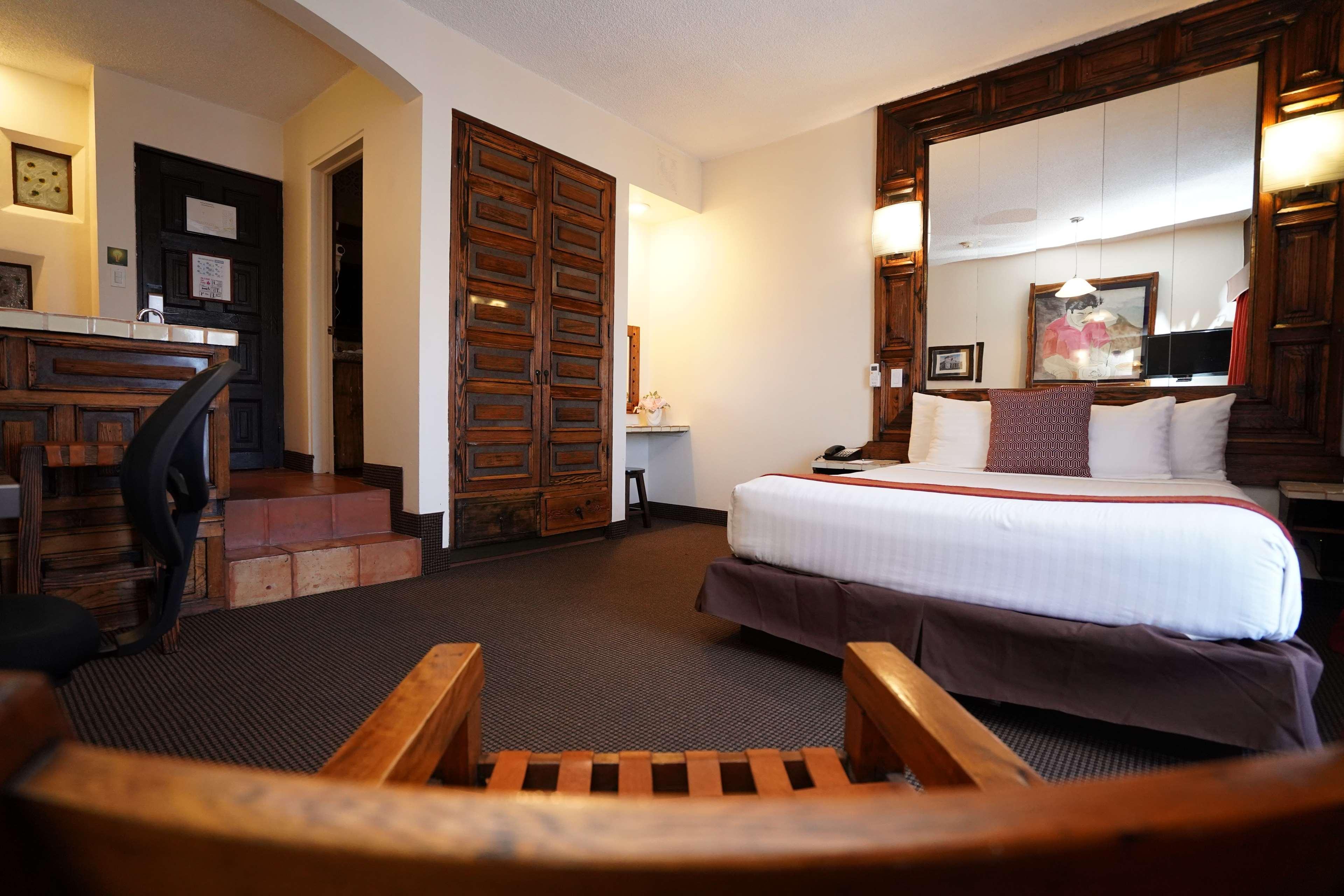 אנסנאדה Best Western El Cid מראה חיצוני תמונה