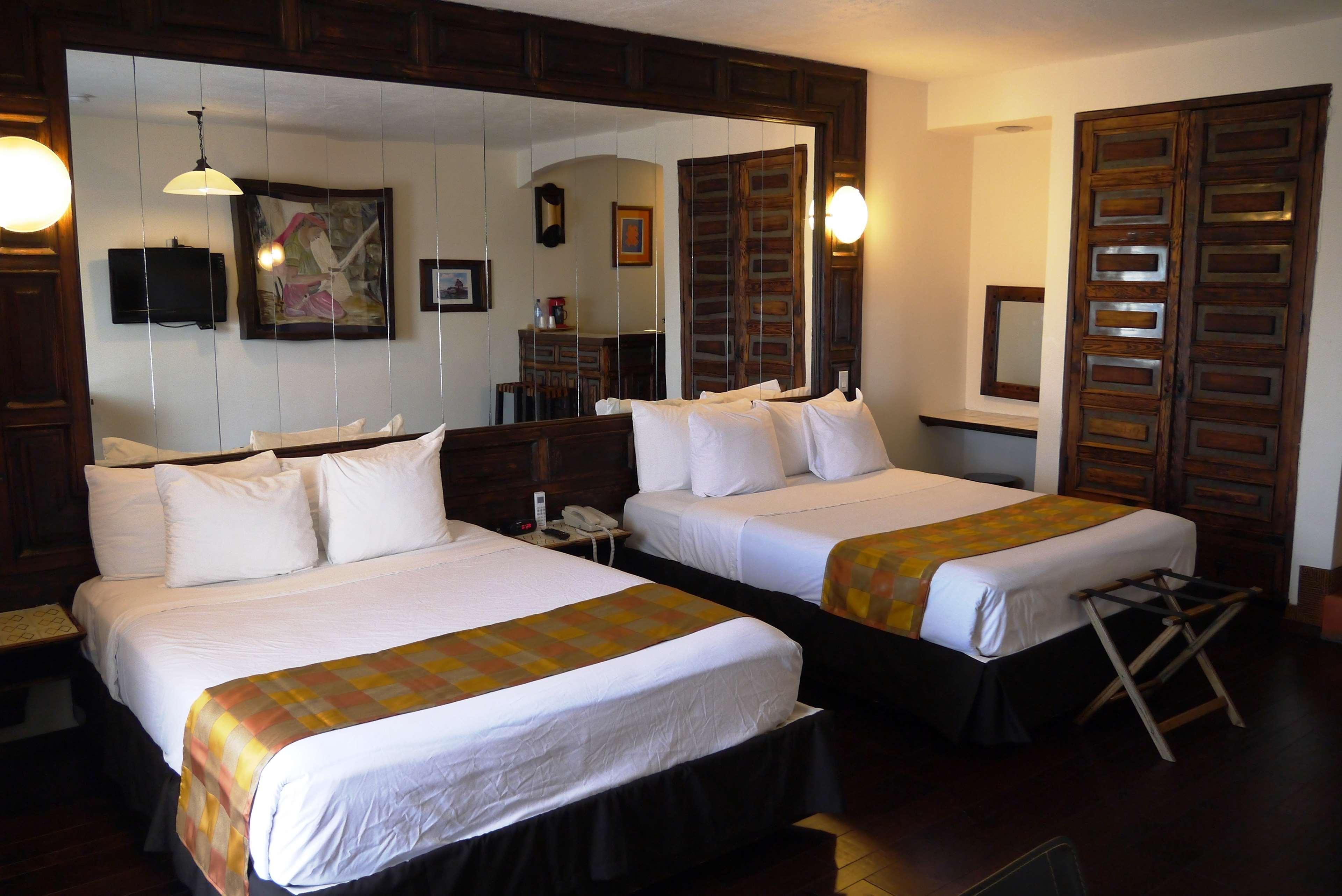 אנסנאדה Best Western El Cid מראה חיצוני תמונה