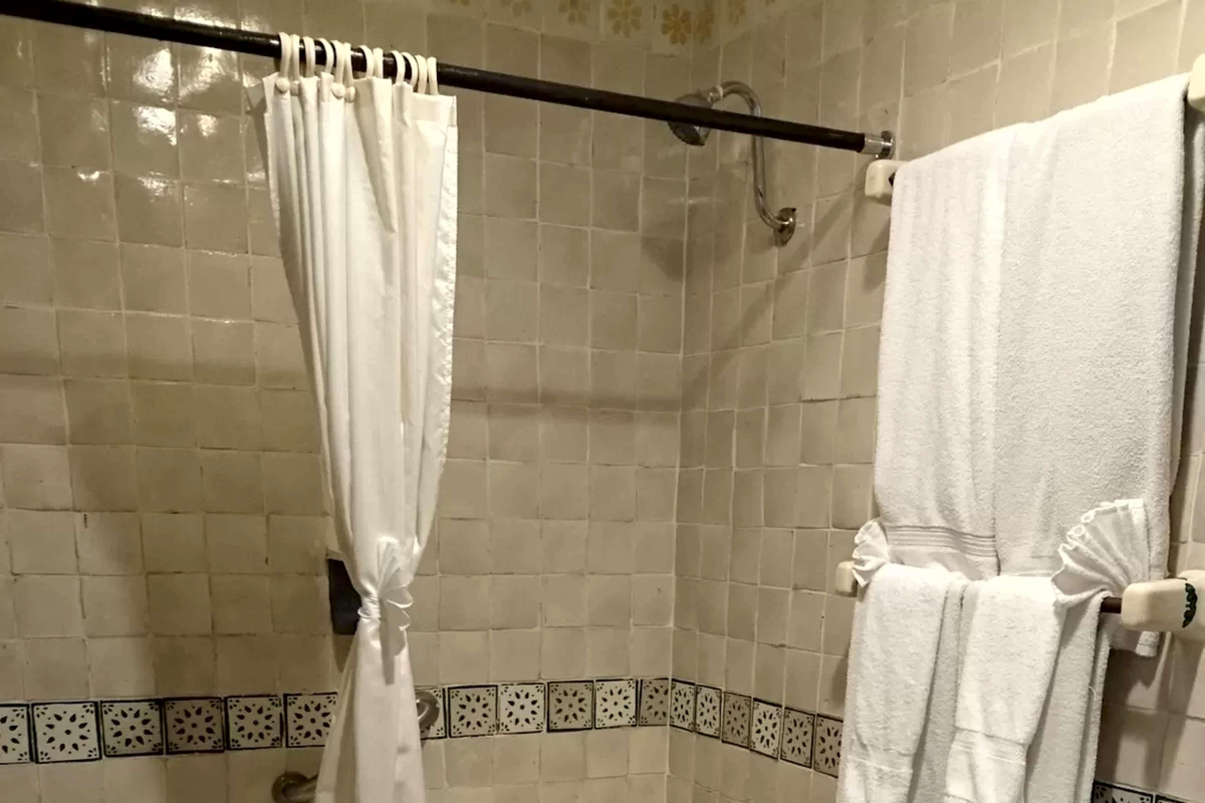 אנסנאדה Best Western El Cid מראה חיצוני תמונה