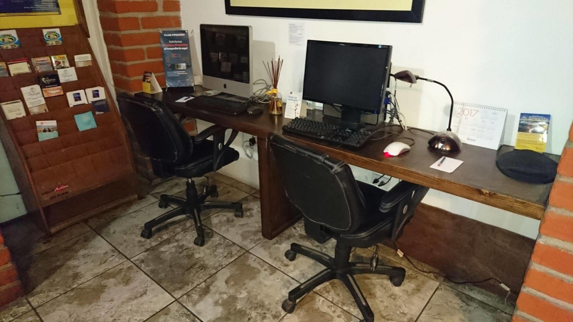 אנסנאדה Best Western El Cid מראה חיצוני תמונה