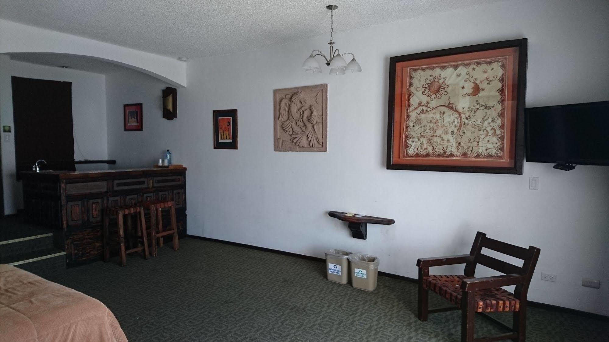 אנסנאדה Best Western El Cid מראה חיצוני תמונה